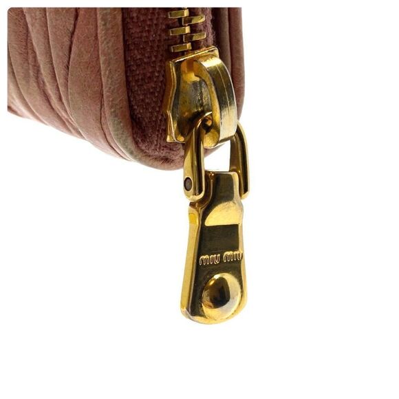 Miu Miu Pink Quilted Wallet - Picture 8 of 9
